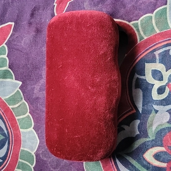 Authentic Gucci Sunglasses - Picture 12 of 13